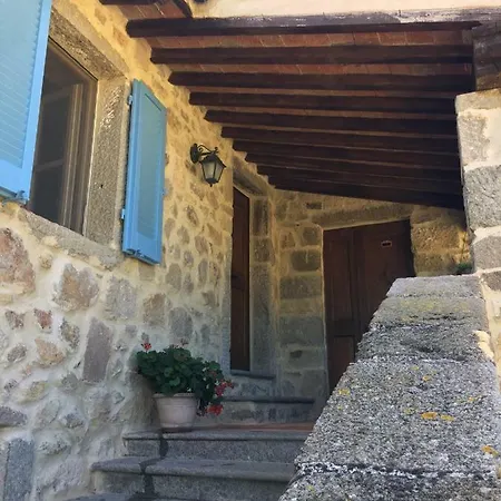 Podere I Troni Bed & Breakfast Piancastagnaio